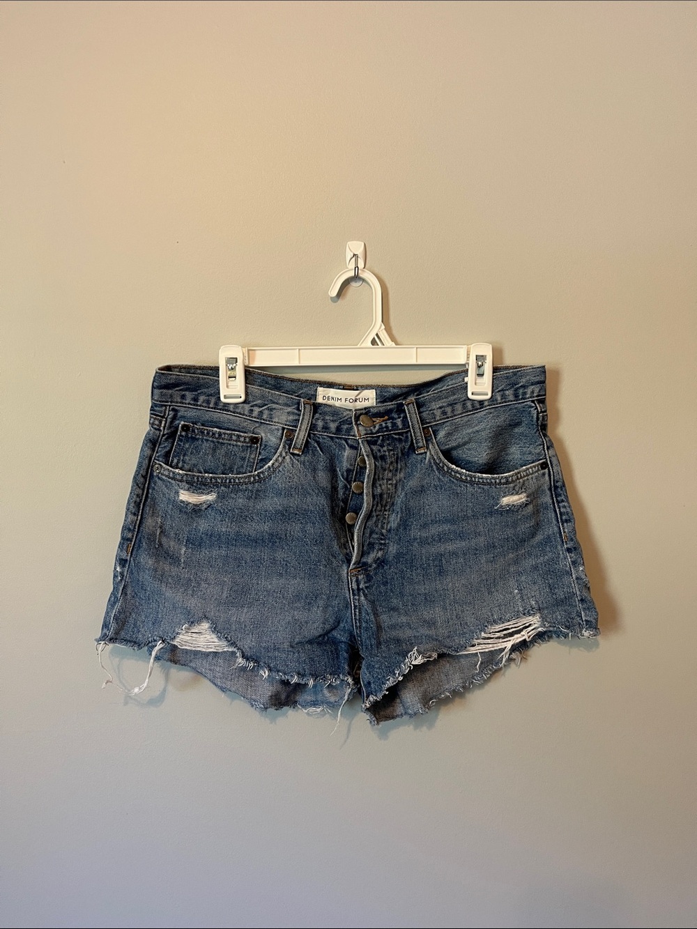 Denim Forum ex boyfriend Jean shorts